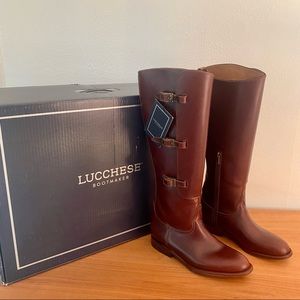 Lucchese Lieutenant Riding Boot
Shaft: 15"
Heel: 1"
Width: B